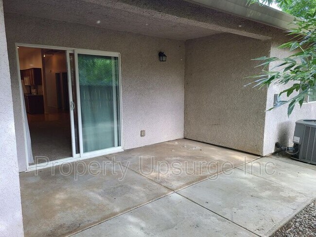 Building Photo - 3720 Silvario Ct