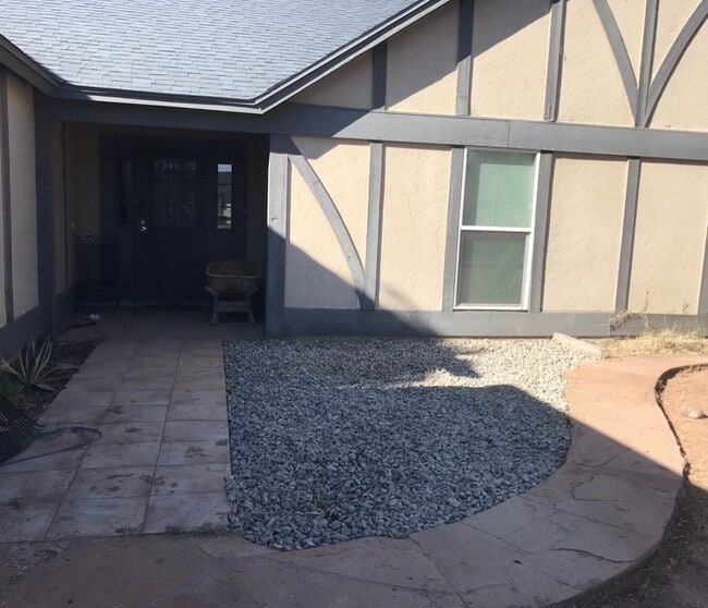 Building Photo - 20626 N 4th Ave