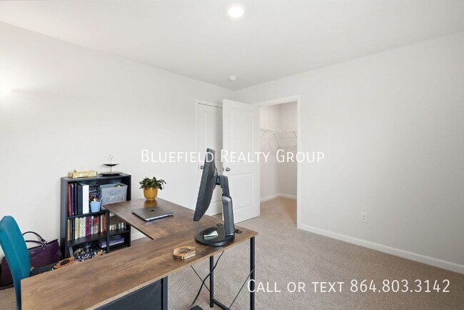Building Photo - 1313 Duffers Ln
