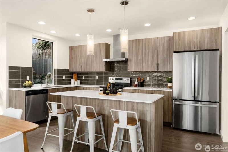 Building Photo - 12672 60th Ave S