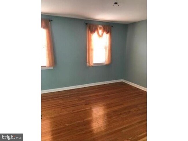 Building Photo - 5149 Arbor St