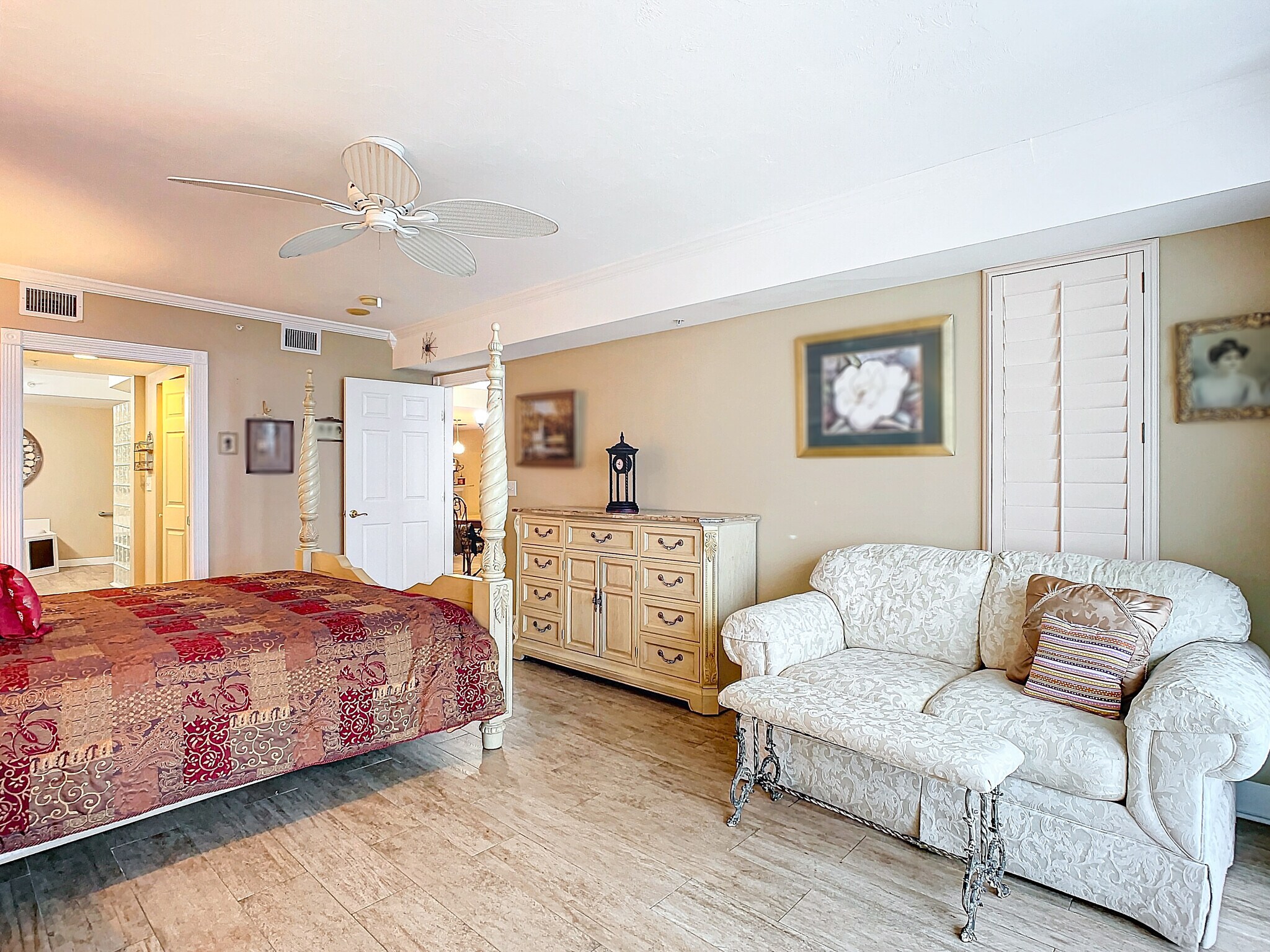 master bedroom - 2055 S Atlantic Ave