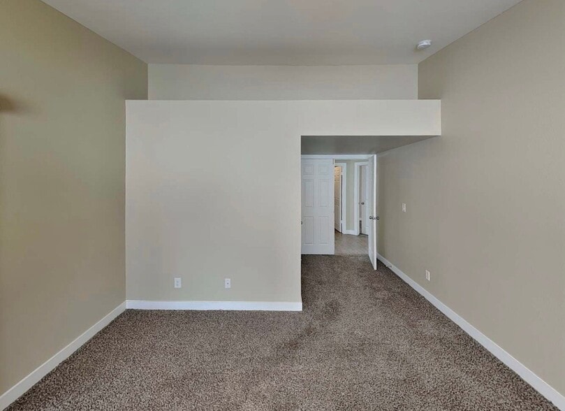 Building Photo - 1612 Fig Palm Ct