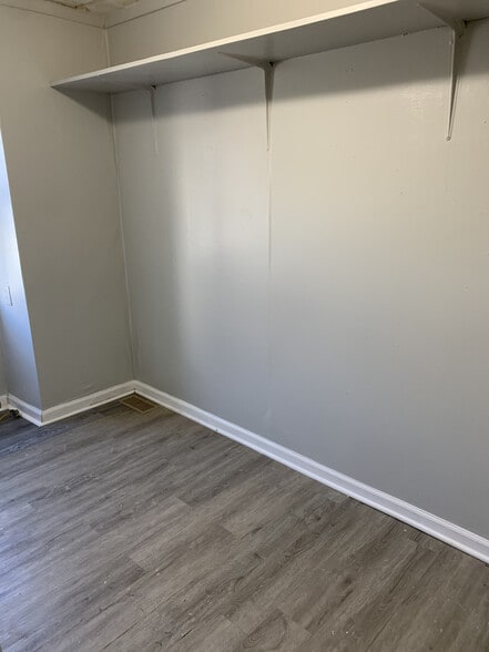 bonus room second floor - 334 W 29th St