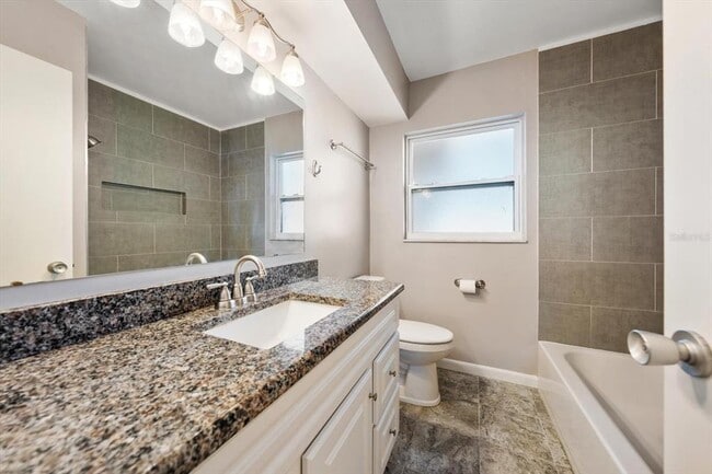 Building Photo - 1624 Fruitwood Dr