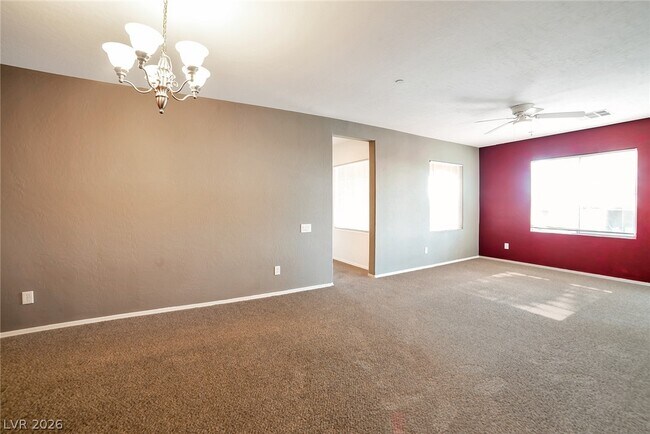 Building Photo - 6868 Sky Pointe Dr
