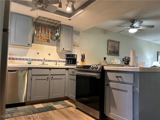 Building Photo - 5740 Matanzas Dr