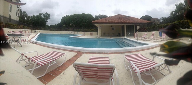 Building Photo - 9040 SW 125th Ave