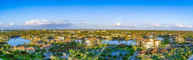 Building Photo - 380 Seaview Ct