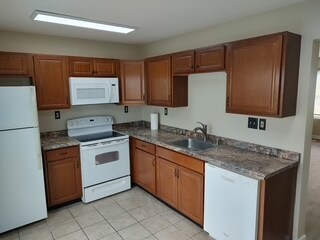 Building Photo - 43 Taos Cir