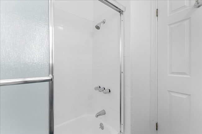 Building Photo - 11661 Erwin St