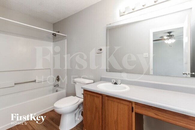 Building Photo - 1824 Brassica Ln