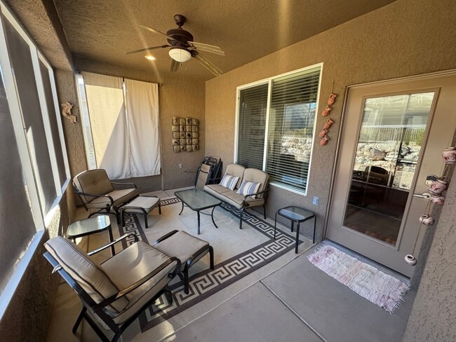 Building Photo - Beautiful 3 Bed / 2 Bath Furnished Home in Sun River 55+ Community!!