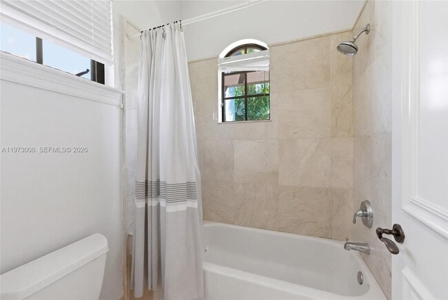 Building Photo - 9564 Exbury Ct