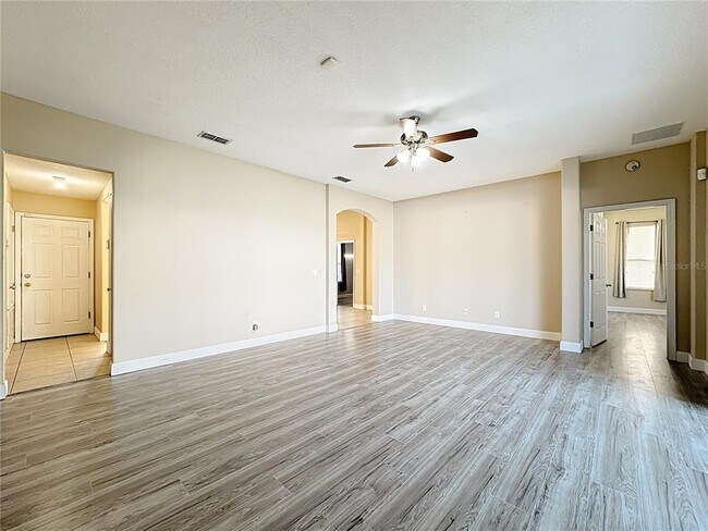 Building Photo - 9551 Bennington Chase Dr