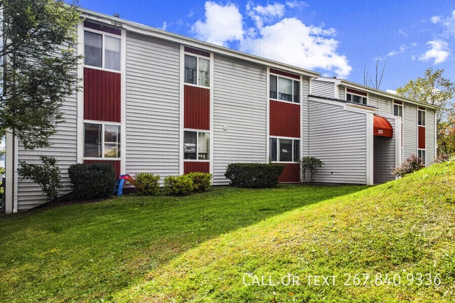 Building Photo - 600 College Park Dr