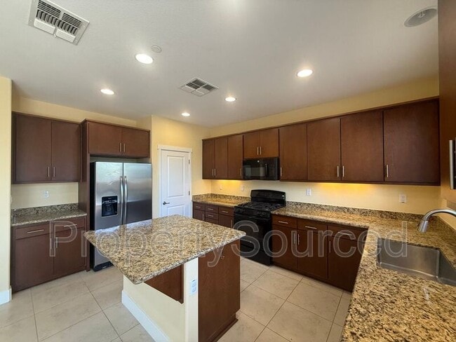 Building Photo - 18517 Admiral Way