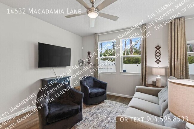 Building Photo - 14532 Macadamia Ln