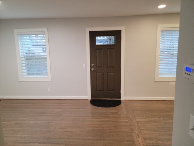 Building Photo - 112 Bartholf Rd