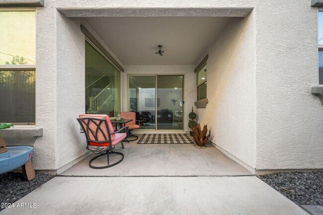 Building Photo - STUNNING 5 BEDROOM WITH LOFT & BONUS ROOM 3.5 BATH IN EASTMARK MESA COMMUNITY 2,655 SQ FT