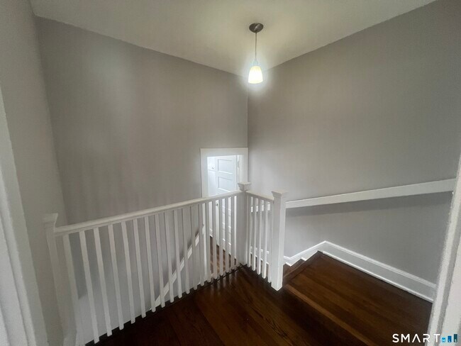 Building Photo - 110 Asylum St