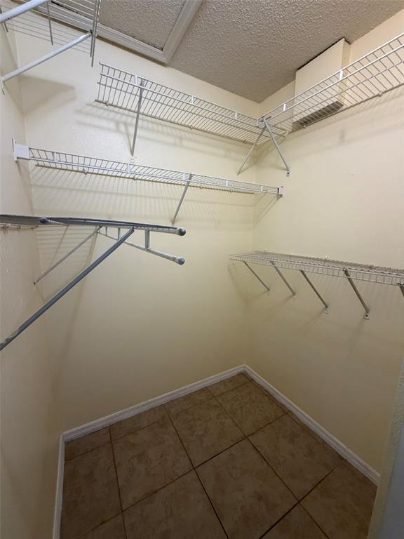 Building Photo - 2470 Parsons Pond Cir