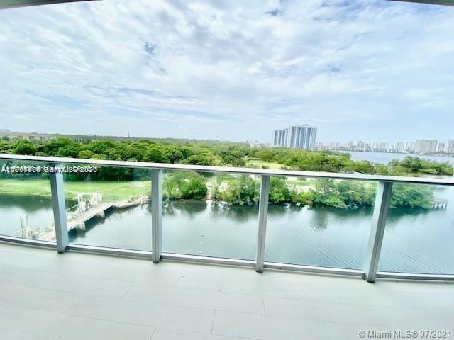 Building Photo - 16385 Biscayne Blvd