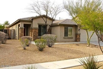 Building Photo - 3225 W Leisure Ln