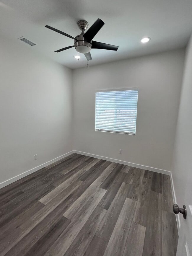 Building Photo - 5215-5217 Catoctin Drive