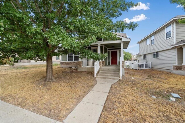 Building Photo - 693 Sampson