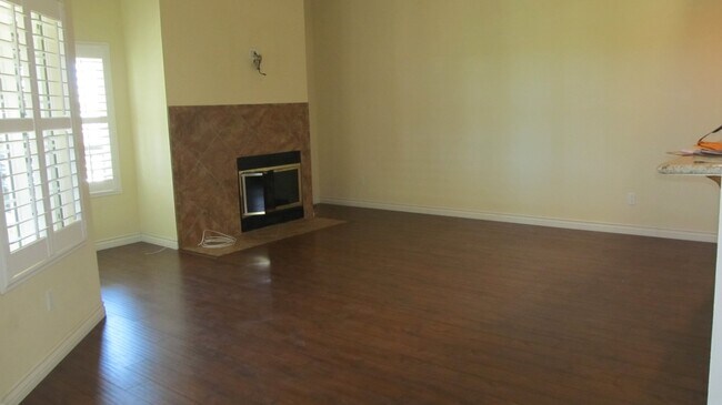 Building Photo - 259 Donax Ave