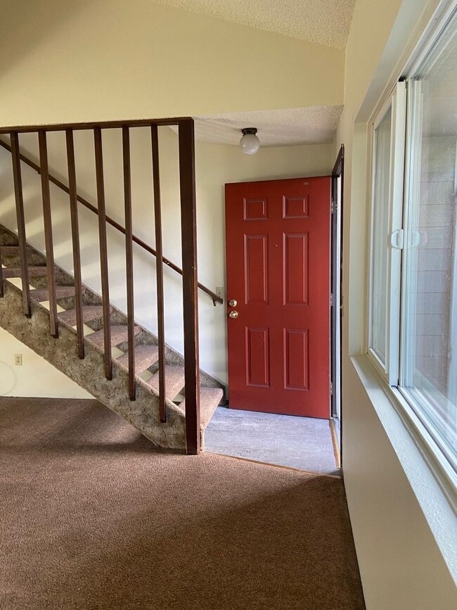 Building Photo - S Street Duplex