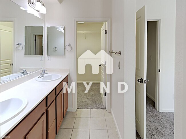 Building Photo - 2 br, 2.5 bath Condo - 2580 W El Camino Av...