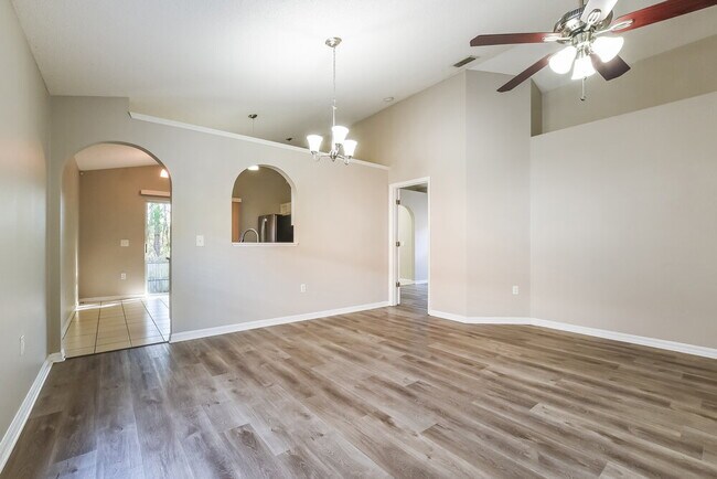 Building Photo - 337 Placid Lake Dr