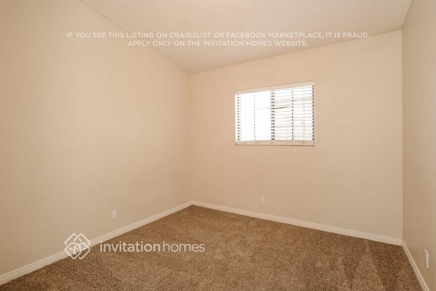 Building Photo - 4763 W Ave L8