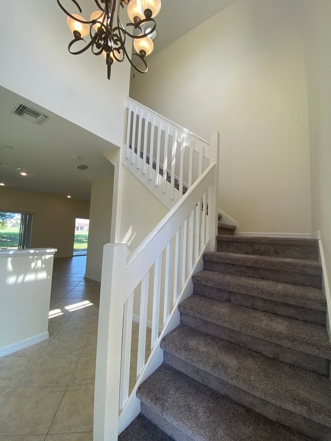 Building Photo - Beautiful, Family & Pet Friendly, 2 Story,...