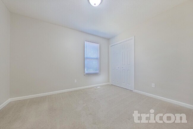 Building Photo - 108 Woodlands Village Dr