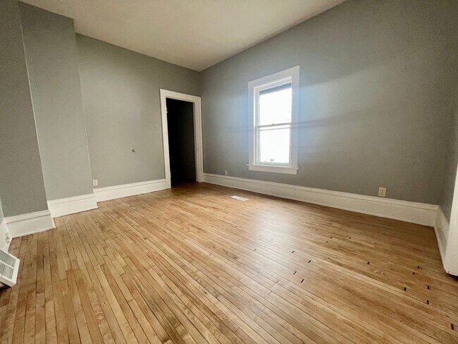 Building Photo - 1314 N Morgan Ave