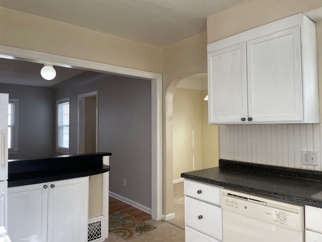 Building Photo - Charming 3-Bedroom Home for Rent – Quiet C...