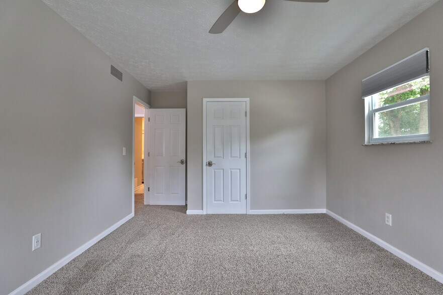Building Photo - 7002 Wethersfield Pl