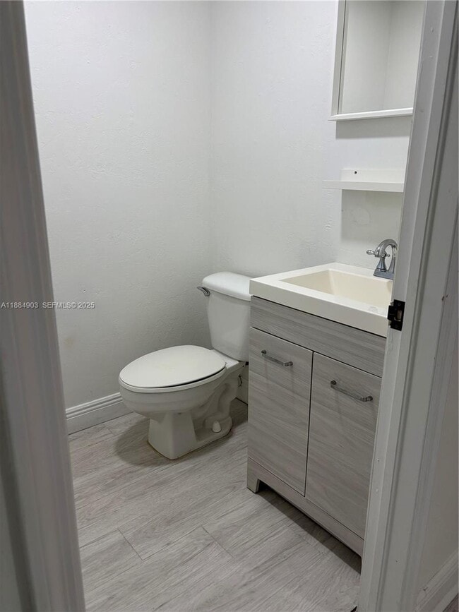 Building Photo - 10171 SW 154th Cir Ct