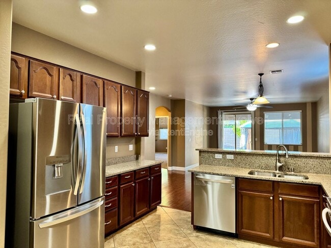 Building Photo - 9156 W Mine Trail