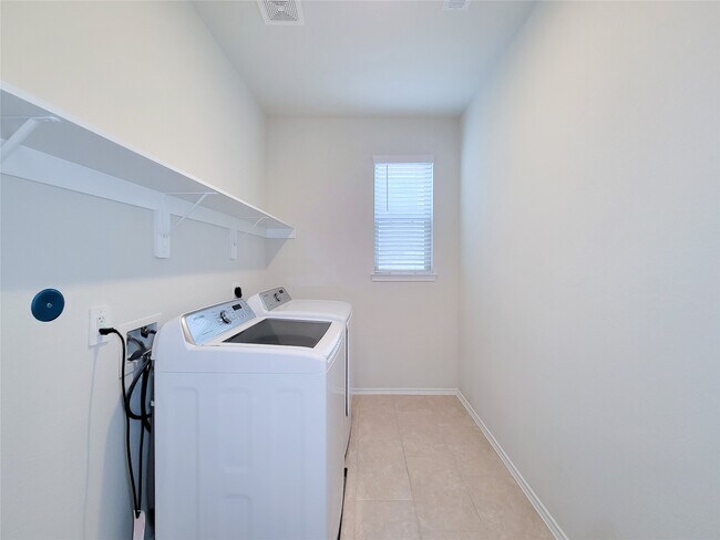 Building Photo - 10509 Harmon Smith Dr.
