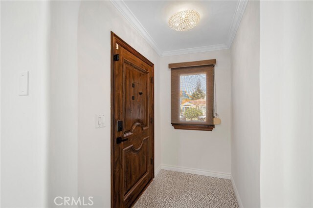 Building Photo - 1560 Ridgeway Dr