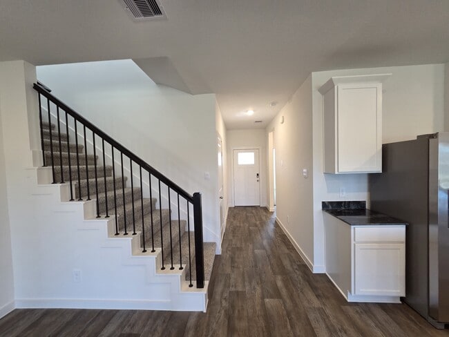 Building Photo - 1318 Isola Bella Dr