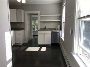 Building Photo - 9 Neponset Ct