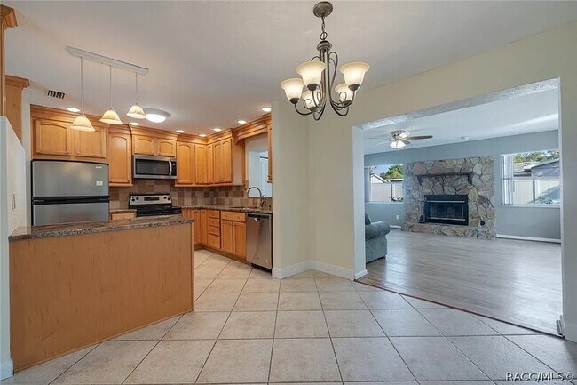 Building Photo - 2701 56th Ln N