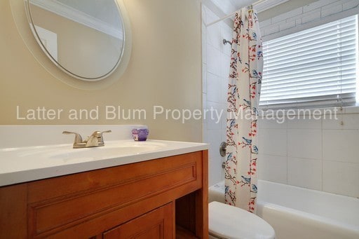 Building Photo - 3350 Wyoming St #203