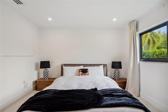 Building Photo - 9600 SW 147th St