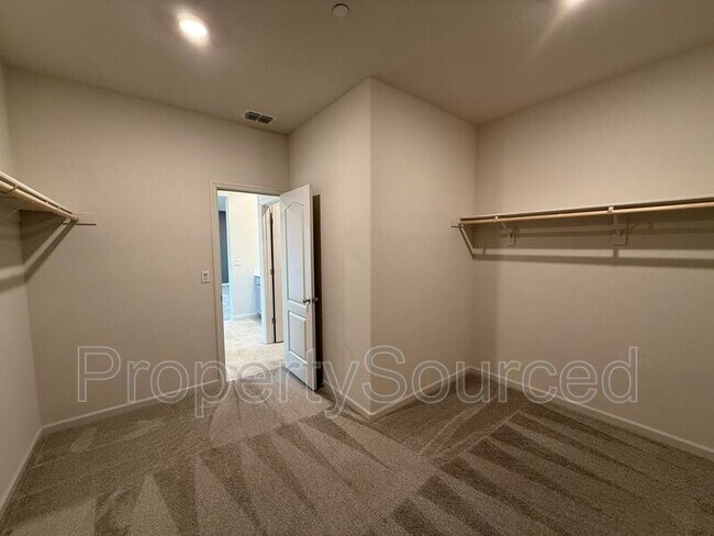 Building Photo - 15535 Ortega St